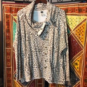 Free People “We The Free” sweatshirt cardigan